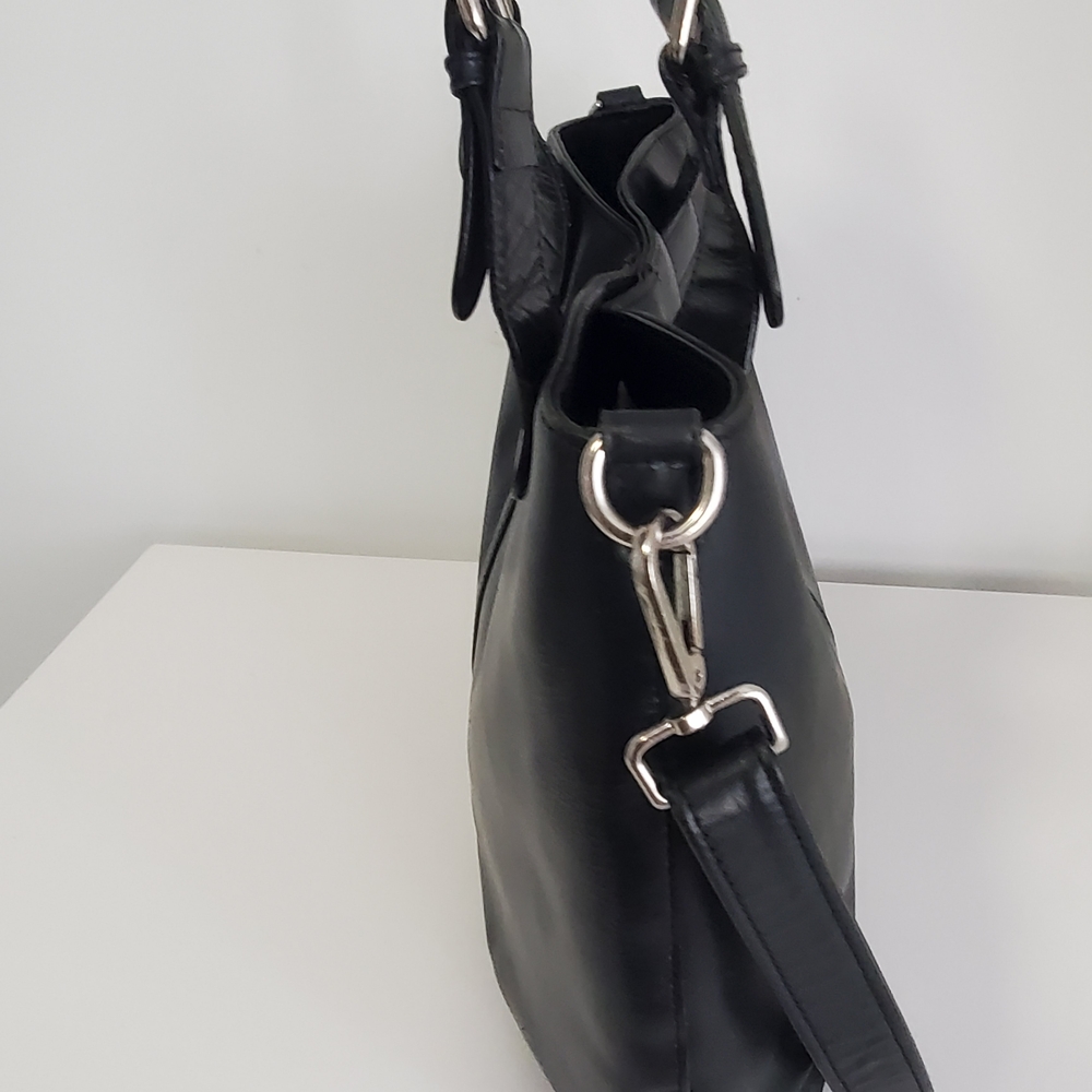 Black Vegan Leather Handbag Bag With Crossbody Strap - Picture 4 of 5